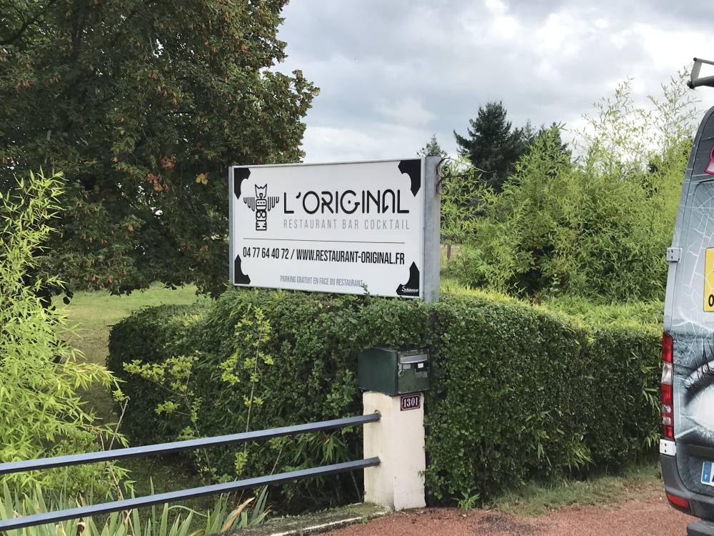 panneau publicitaire
